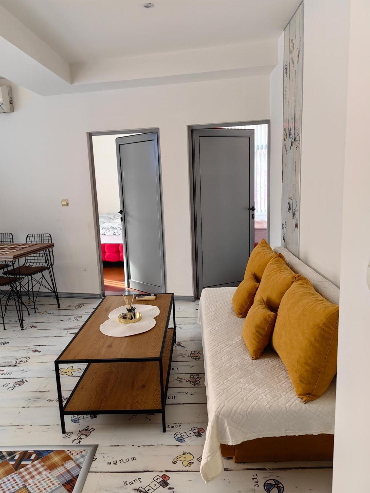 2 Bedrooms Apartment. Пловдив Экстерьер фото